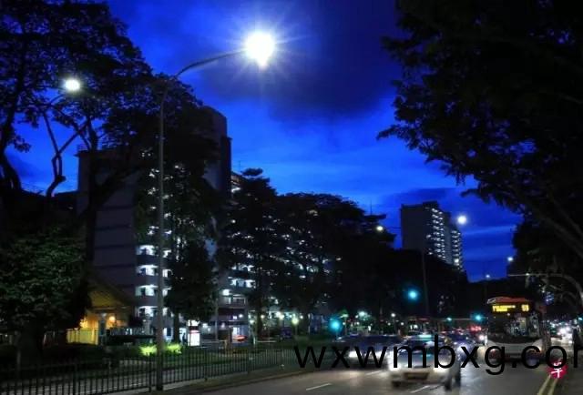 新加坡計(ji)劃(hua)2022年前(qian)將全(quan)國路(lu)燈(deng)更(geng)換(huan)成(cheng)LED